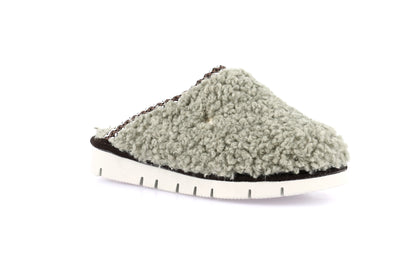 CI2599 LOXI Fur Slipper