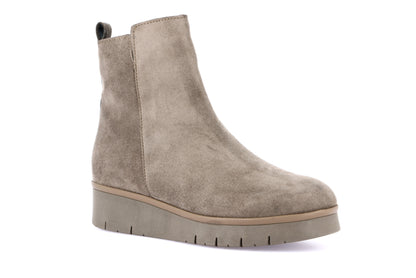 PO0972 wedge ankle boot