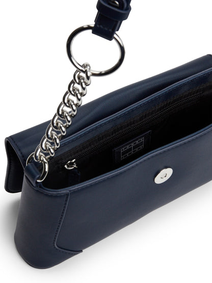 Bag with magnetic closure AW0AW16282 -C1G