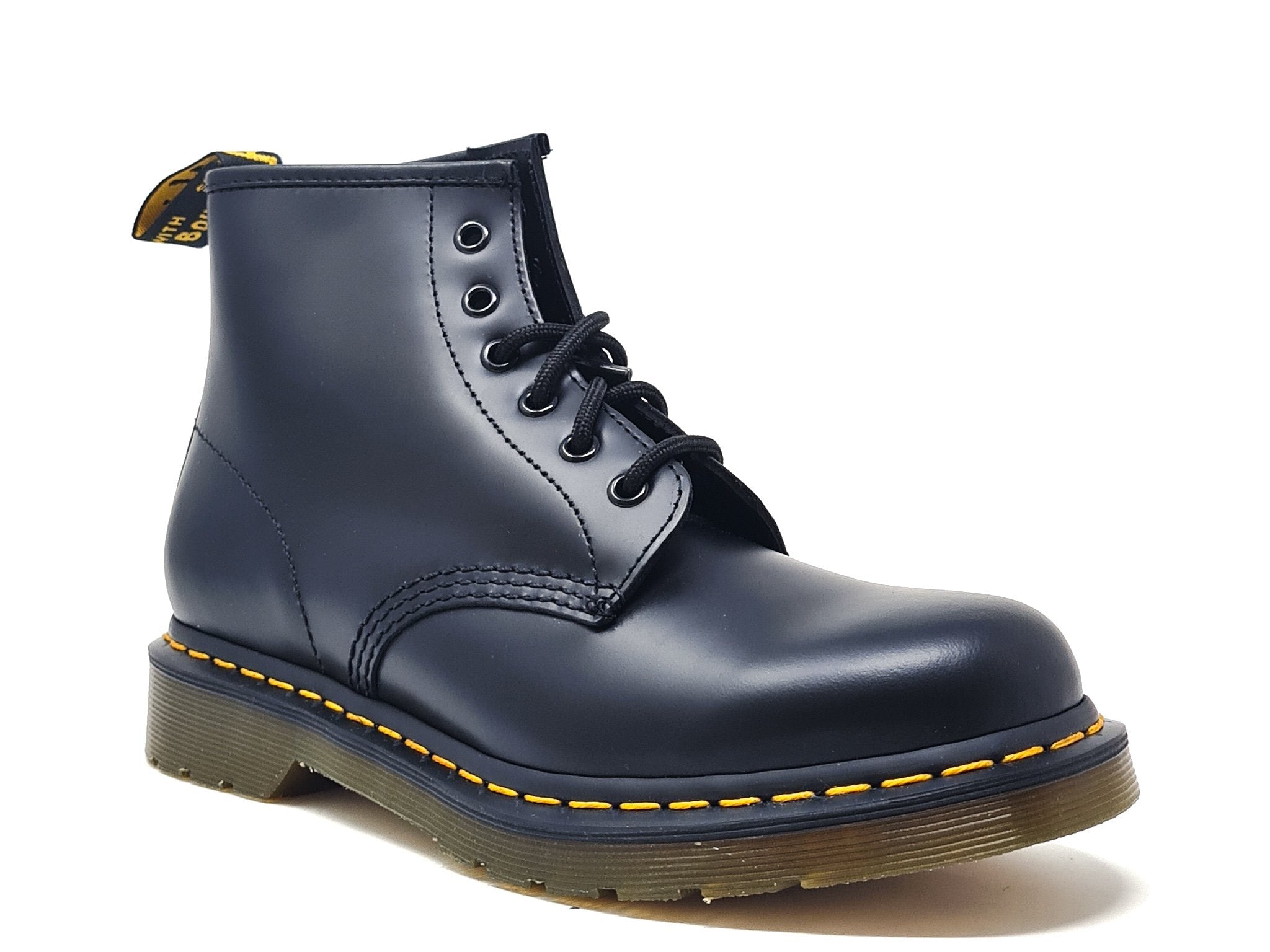 Dr martens outlet 6 buchi outfit