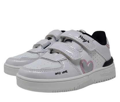 Heart sneakers 2963111