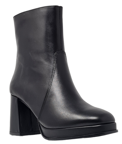 AT728 Women's Ankle Boot